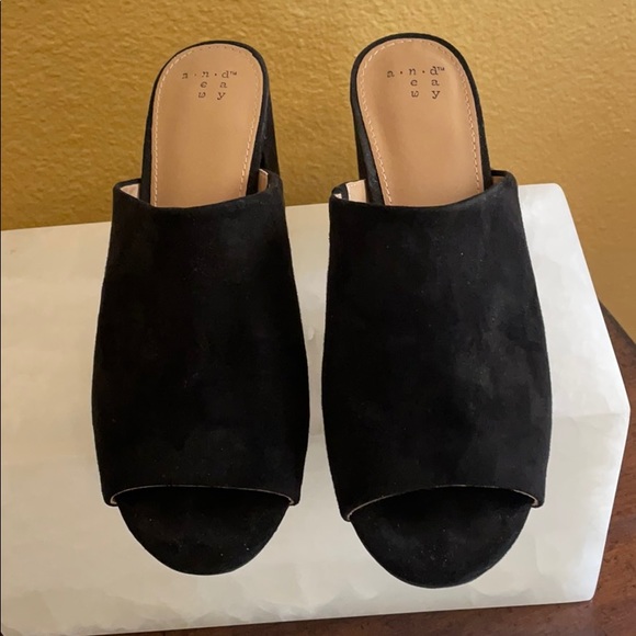 a•new•day Black suede open toe mule. Sz 8 - Picture 2 of 5